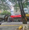 Cho thuê nhà phố Phạm Thận duật 5 tầng, có sân, oto đỗ vỉa hè làm VP, XKLD
