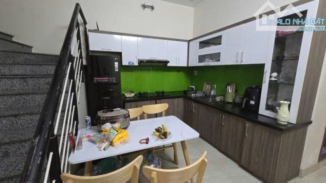 NHÀ 3 TẦNG KIỆT OTO ĐIỆN BIÊN PHỦ – THANH KHÊ – 67M² – DÒNG TIỀN ỔN 14TR/THÁNG – GIÁ 5.5 T