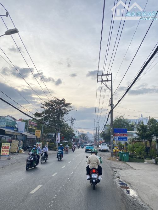 Bán đất tặng nhà 100m², Cách Nguyễn Duy Trinh 10m – Bình Trưng Tây, Quận 2 – Nhĩnh  6 tỷ