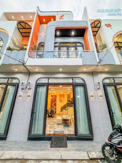Bán Nhà Trục Chính Hẻm 25 Nguyễn Văn Linh - Hưng Lợi