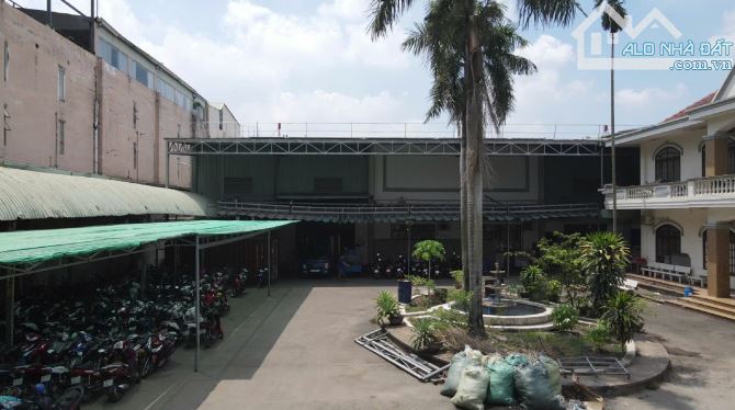 XƯỞNG MAY 4000M² "TRONG MƠ" MT TÂN THỚI NHẤT Q12 - PCCC THẨM DUYỆT - GIÁ 320TR/THÁNG
