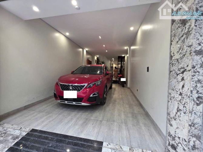 BÁN NHÀ MỚI NGUYỄN VĂN CỪ – TRUNG TÂM – GARA Ô TÔ – NỘI THẤT CAO CẤP -  76M2 CHỈ 24,8 TỶ