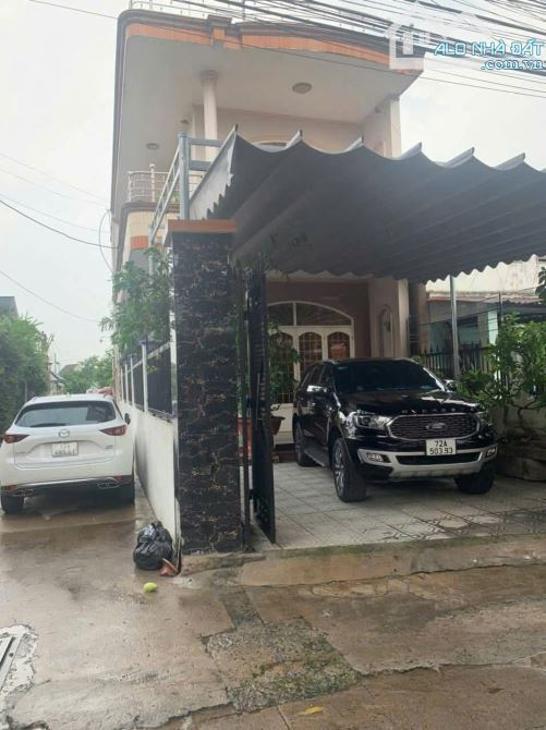 Bán nhà đẹp 1 trệt,1 lầu khu phố 2 trảng dài,diện tích 147m2,giá 4,7 tỷ có bớt,