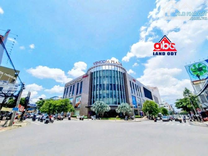 Bán nhà mặt tiền Trương Định ( Đ4) khu vip Kinh Doanh Buôn Bán Sầm Uất.