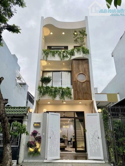 Chỉ 20.4 tỷ có ngay nhà 2 tầng MT phường An Phú. DT 4,6x26m CN 120m2. CTXD hầm 5 tầng