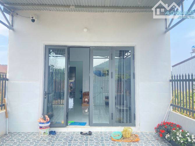 Bán nhanh nhà ngay gần sân bay Liên Khương, Ven Đà Lạt, phù hợp để an cư