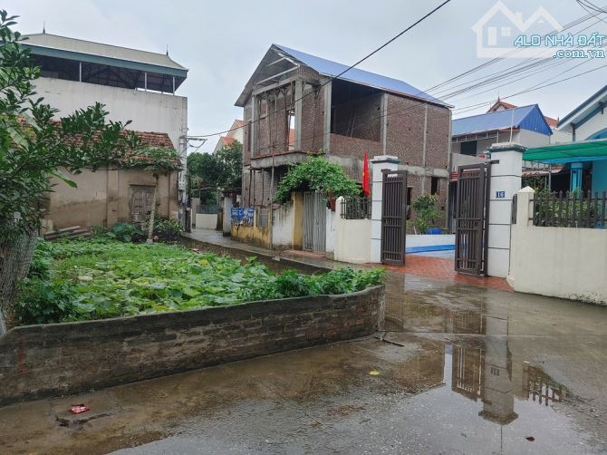 Bán mảnh đất Miếu Đình Nguyên ( Thọ An) Dt: 60m2 Mt: 4.3m Đan Phượng hà nội.