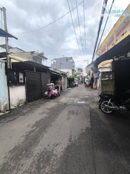 NHÀ DIỆN TÍCH KHỦNG, NGANG LỚN 8,5m. TOẠ LẠC TẠI QUANG TRUNG, GÒ VẤP. 190M2 ĐƯỜNG 6m. 18tỷ