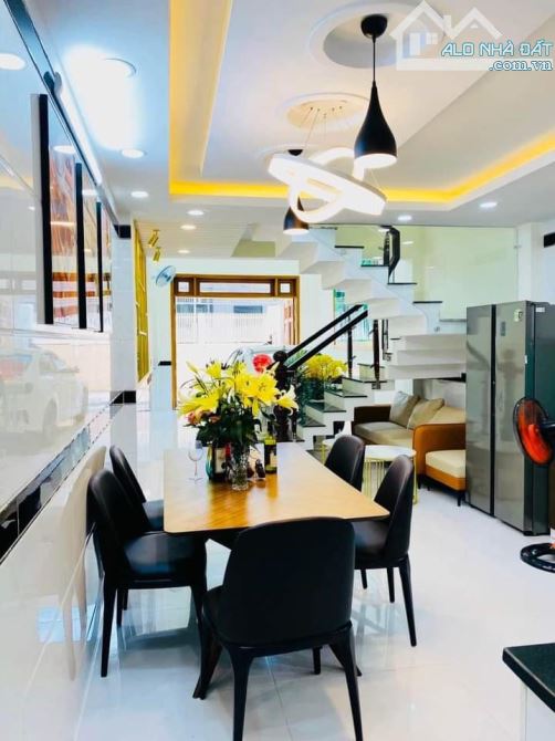 💥  Bán nhà 4 tầng HXH đường Phạm Văn Chiêu dT 4x14m, Giá 6 tỷ