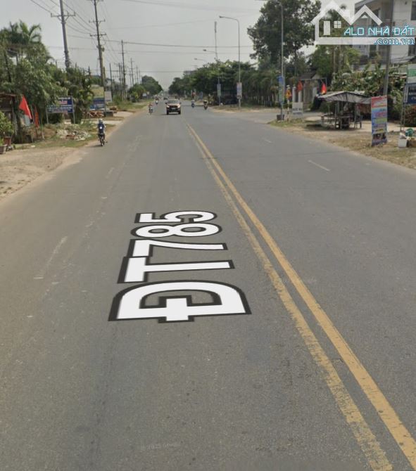 Đất mặt tiền DT785 có sẵn kho chưa hàng cách trung tâm Tây Ninh