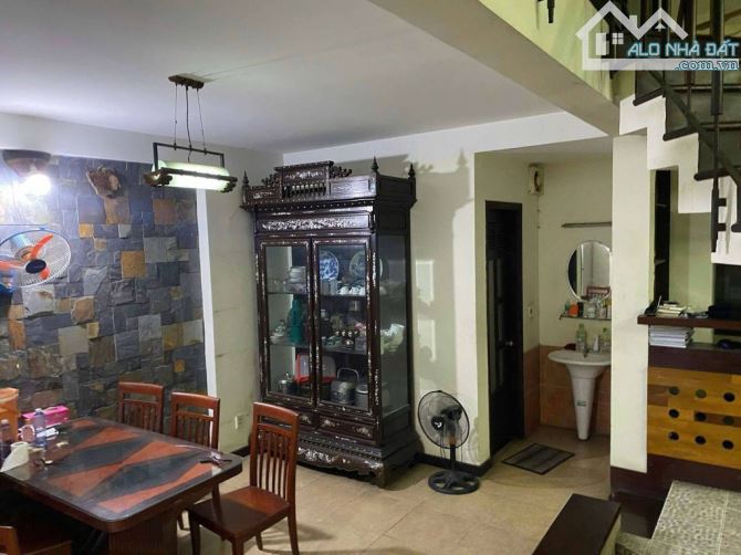 🏡 NHÀ BÀ ĐIỂM – BIỆT THỰ MINI – NGANG 9M – 3 TẦNG – CHỈ NHỈNH 4 TỶ – SÁT VÁCH Q.12