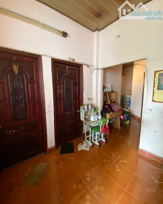 Bán Gấp Nhà 2 Mặt Tiền Nguyễn Văn Quỳ, Quận 7 – Hiếm Có Khó Tìm! Giá 6,2 Tỷ