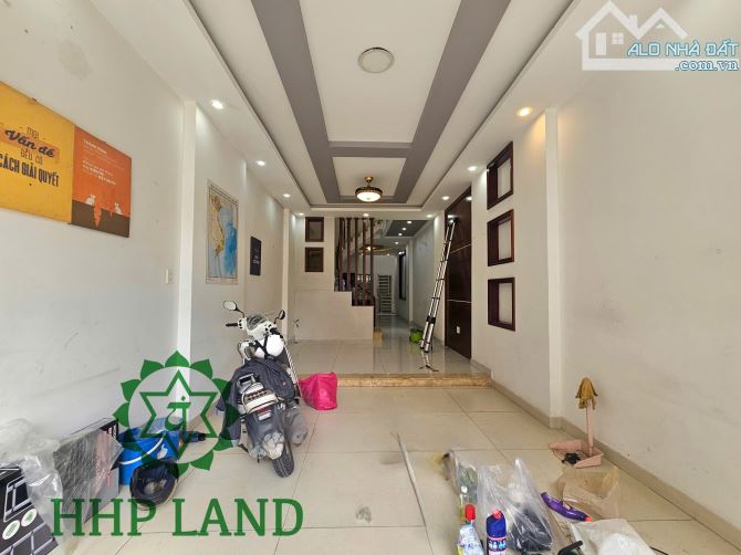 Cho thuê nhà nguyên căn khu D2D Võ Thị Sáu sẵn máy lạnh 4 phòng toilet trong