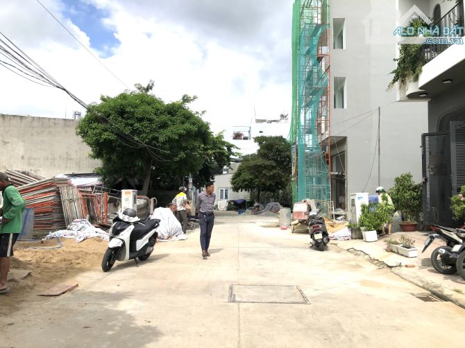 Bán đất Thạnh Lộc 28 gần Ngã Tư Ga đường 6m vỉa hè 2,5m - 1