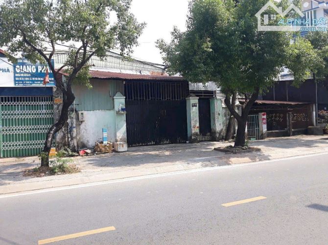 Bán GẤP Xưởng 9x22m Mặt Tiền Đường Song Hành X.Tân Hiệp Hóc Môn Giá 10.9 Tỷ - 1