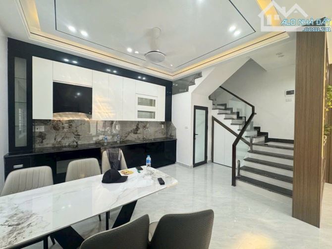 🏡 NHÀ ĐẸP VILA 4 TẦNG LÔ GÓC – FULL NỘI THẤT NHẬP KHẨU – VĂN CAO, HẢI AN – GIÁ 5,45 TỶ - 1