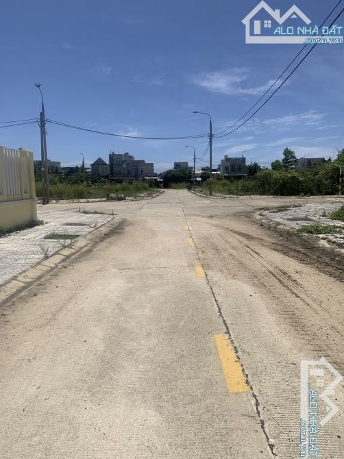 Bán đất Ngay trường học Nghĩa Phú  diện tích rộng rãi tp quảng ngãi - 1