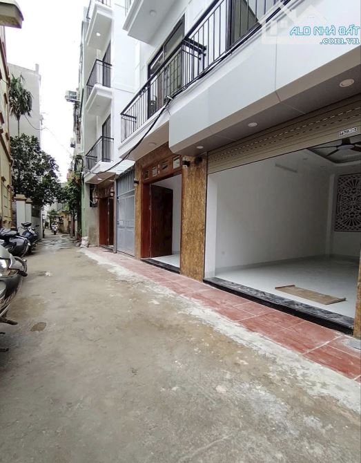 BÁN NHÀ BÁT KHỐI,CỰ KHỐI,LONG BIÊN Ô TÔ ĐỖ CỬA DT 42M*5TẦNG GIÁ 5,9TỶ - 1