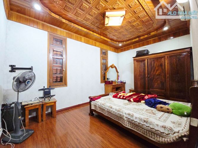 Bán biệt thự lô góc 3 tầng trong chung cư Hoàng Mai, An Dương - 1