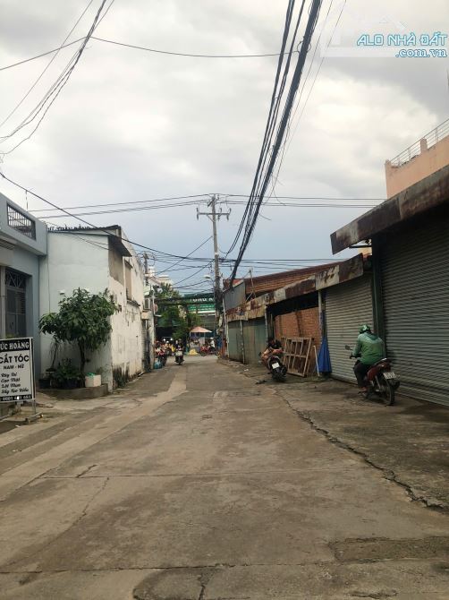 Hxh – nhà 3 tầng kiên cố - 85m2, ngay Đ.Nguyễn Duy Trinh, Q2 – Chỉ 7,2 tỷ - 1
