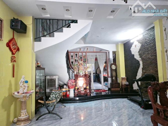 Bán nhà 4 tầng BTCT, 110m2 - Ngang 6m, xe hơi ngủ trong nhà. Nhỉnh 12 tỷ - 1