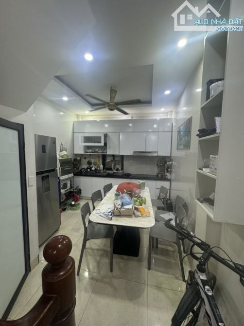 Bán nhà Vạn Phúc - Hà Đông, 4 tầng ngõ nông, ô tô vào nhà - 1