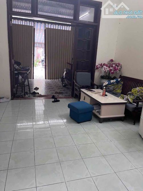 BÁN ĐẤT TẶNG NHÀ C4 ĐƯỜNG HUY CẬN - KÈM 5 PHÒNG TRỌ, CHO THUÊ 15 TRIỆU/ THÁNG - DT 142M2 - 1