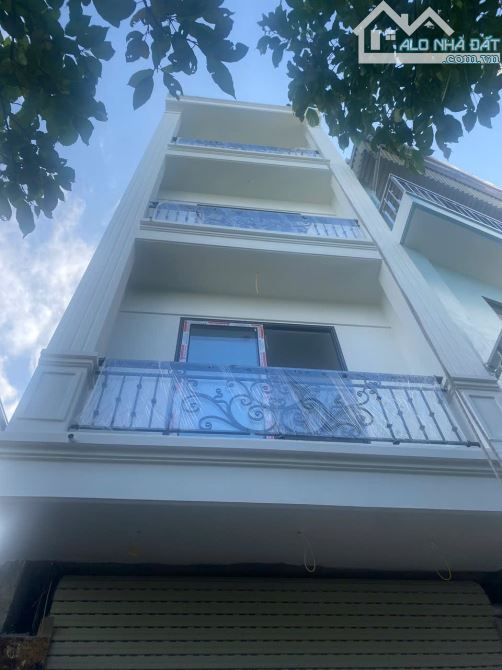 Ngay đấu giá Huỳnh Cung,37m 5 tầng 5.2 tỷ,ngõ thông ô tô - 1