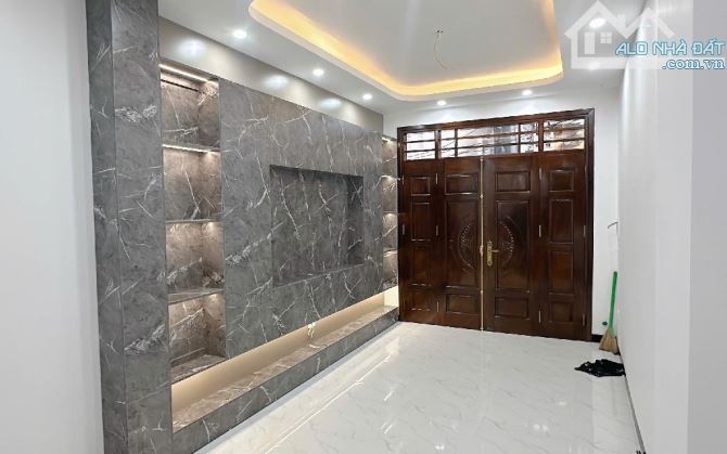 BÁN NHÀ KDT HINODE KIM CHUNG , 4 tầng x50m Ngoc THÔNG VF3 đỗ cửa , cách ga nhổn 800m - 1
