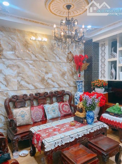 NHÀ TÂM HUYẾT, ĐẸP LUNG LINH - TRƯƠNG CÔNG ĐỊNH, KHU BÀU CÁT - 79m2, 4 TẦNG - 11 TỶ - 1