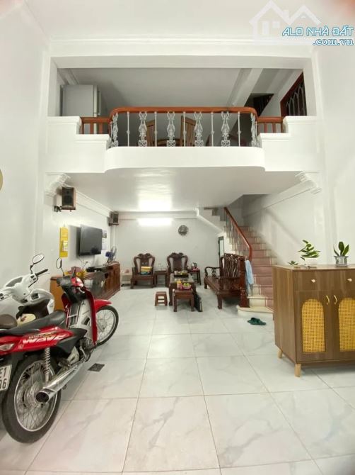 Hoa khôi Thái Thịnh Đống Đa, lô góc ngõ thông, kinh doanh đỉnh, 42m², 4 tầng, 13.5 tỷ - 1