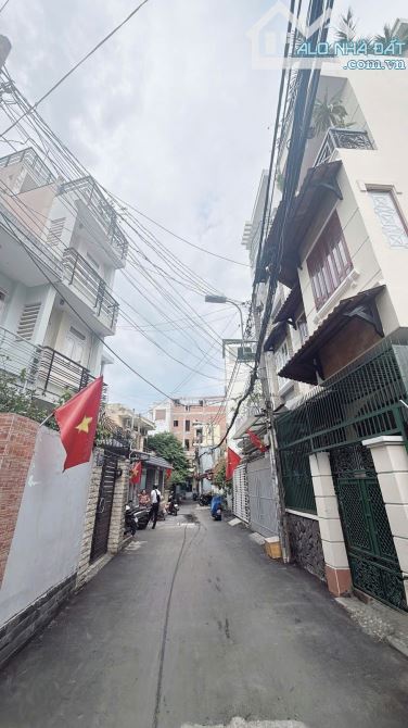 NGUYỄN VĂN ĐẬU, BÌNH THẠNH - BÁN NHÀ GIÁ TỐT - HẺM XE HƠI - 90M2 - 10 TỶ - 1