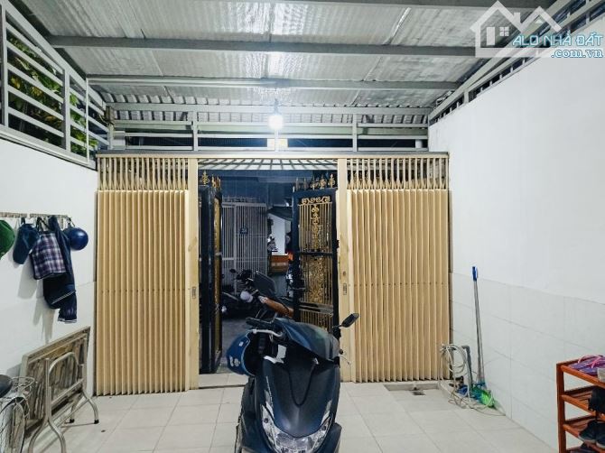 Chính chủ Cần Bán Gấp Nhà Đường Số 37, Tân Kiểng, Quận 7, Hẻm Lớn, Tiện Kinh Doanh - 1