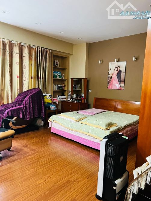 Lạc Long Quân, DT 70M2x5T, MT 5.5M, giá 34 tỷ  KHU PHÂN LÔ GARA OTO - ĐƯỜNG TRƯỚC NHÀ 7M - 1