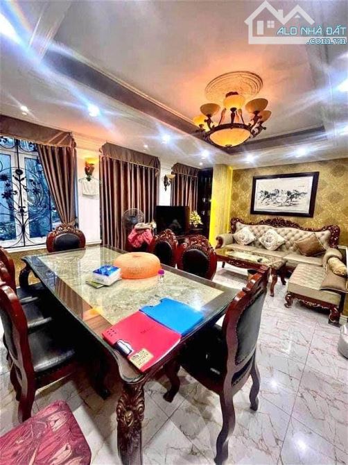 Bán nhà mặt ngõ 158 NGUYỄN  SƠN - vỉa hè ô tô tránh đỗ - 75m 4tầng MT 4,6m - chỉ 22tỷ - 1