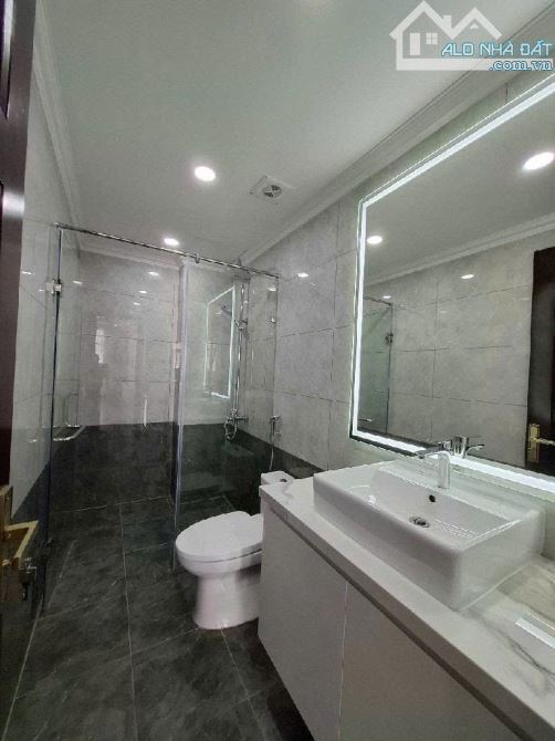 BÁN GẤP NHÀ KĐT VĂN PHÚ - HÀ ĐÔNG🔥50/56m²x 7 tầng - CHỈ CÓ 18,9 TỶ🔥PHÂN LÔ, VỈA HÈ- Ô TÔ - 1