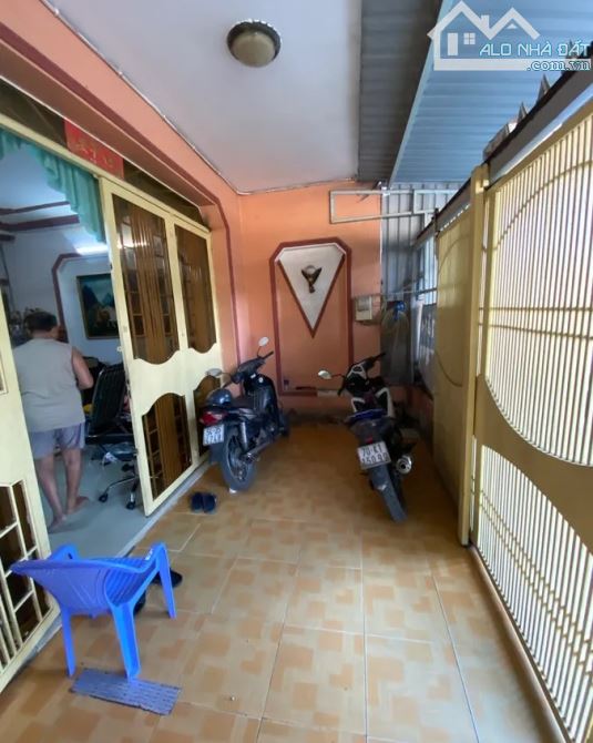 Bán Gấp Nhà 2 Mặt Tiền Nguyễn Văn Quỳ, Quận 7 – Hiếm Có Khó Tìm! Giá 6,2 Tỷ - 1
