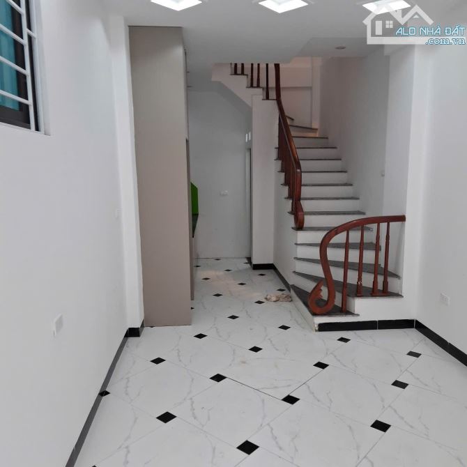 Nhà đẹp mới Huỳnh Cung Tam Hiệp 5 tầng Lô góc ở luôn chỉ hơn 5 tỷ - 1