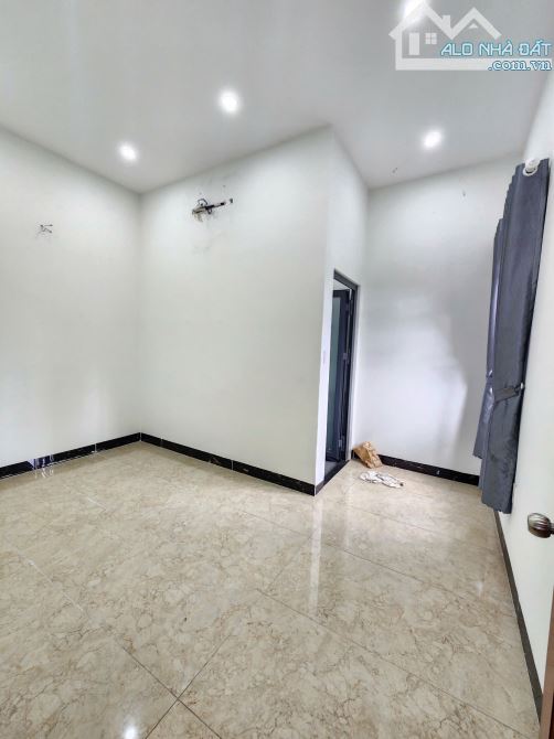 Bán nhà 2 mặt tiền, gần ngã ba Cây Điệp p.Tân Đông Hiệp, Tp.Dĩ An chỉ 5,35 Tỷ TL M6924 - 12