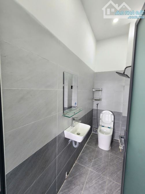 Bán nhà 2 mặt tiền, gần ngã ba Cây Điệp p.Tân Đông Hiệp, Tp.Dĩ An chỉ 5,35 Tỷ TL M6924 - 13