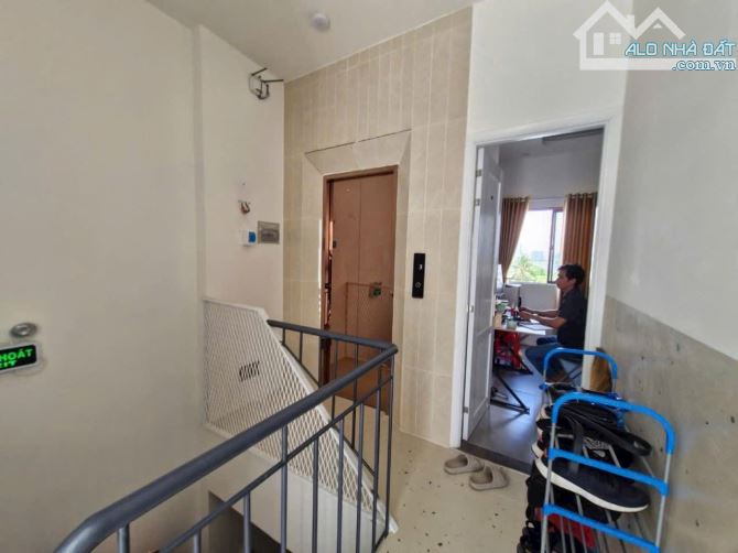 Căn Hộ Dịch Vụ 5 Tầng, ngay sát Trường Cao đẳng và Chợ. Thu nhập 40tr/tháng. Hẻm xe tải 🚛 - 11