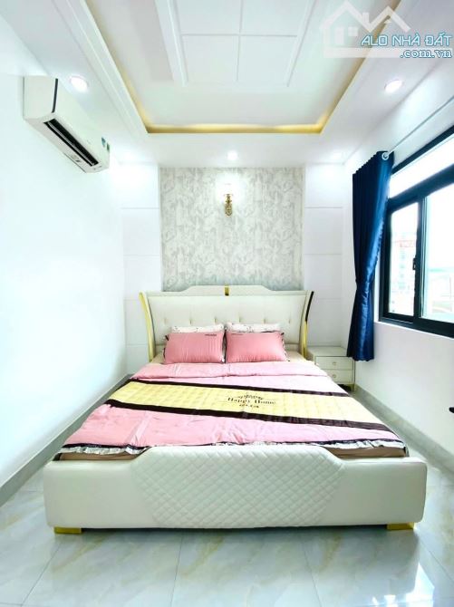 NHÀ PHỐ QUẬN 12: VỊ TRÍ VÀNG, NỘI THẤT CAO CẤP, GIÁ TỐT NHẤT KHU VỰC! - 16
