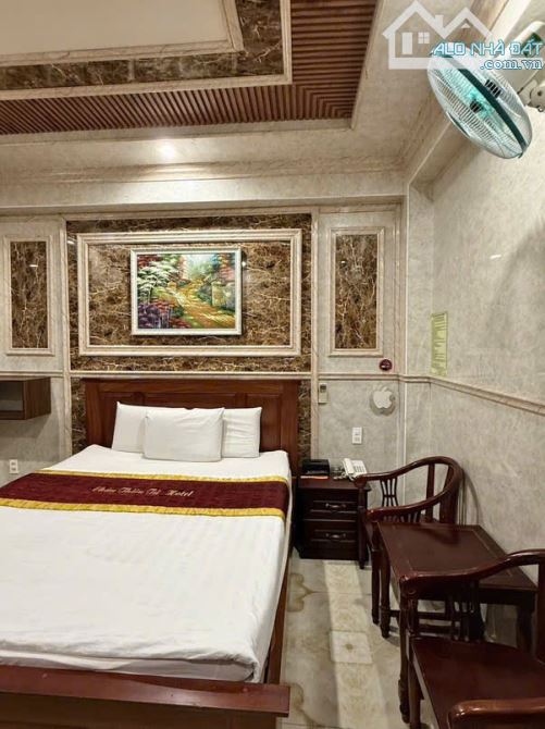 Cần bán gấp Khách sạn khu K300 Tân Bình, DT8,2X19M, DT 250tr/th chỉ 34 tỷ TL - 17
