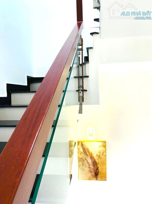 NHÀ PHỐ QUẬN 12: VỊ TRÍ VÀNG, NỘI THẤT CAO CẤP, GIÁ TỐT NHẤT KHU VỰC! - 19