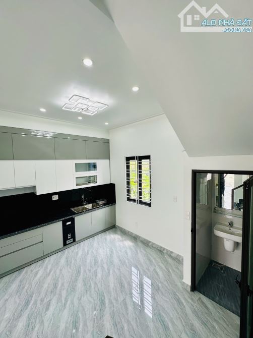 NGAY SAU NHÀ MẶT ĐƯỜNG-CĂN 3 TẦNG ĐỘC LẬP GẦN UBND ĐẶNG CƯƠNG-AN DƯƠNG-OTO ĐỖ CỬA-NGÕ NÔNG - 2