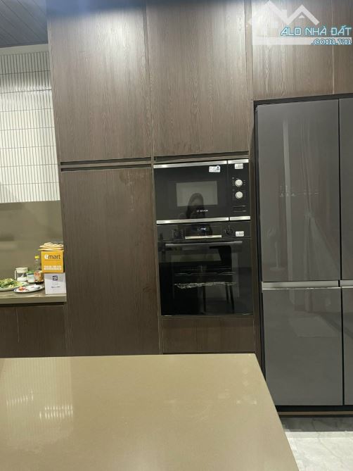 BÁN CHDV FULL NỘI THẤT CAO CẤP GẦN TRƯỜNG ĐẠI HỌC VĂN LANG DƯƠNG QUẢNG HÀM P5 Gò VẤP 262.1 - 2