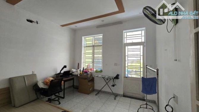 NHÀ 3 TẦNG KIỆT OTO ĐIỆN BIÊN PHỦ – THANH KHÊ – 67M² – DÒNG TIỀN ỔN 14TR/THÁNG – GIÁ 5.5 T - 2