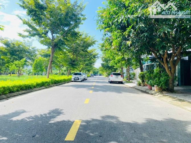 SIÊU PHẨM 4 TẦNG BÙI CÔNG TRỪNG-VIEW CÔNG VIÊN - HÒA XUÂN - CẨM LỆ. - 2