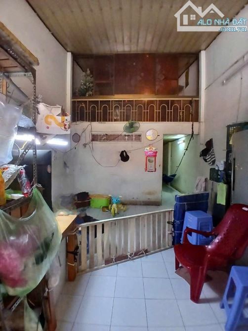 BÁN GẤP NHÀ MẶT TIỀN, KINH DOANH- HUỲNH THỊ HAI-DT 100M2, GIÁ CHỈ 8.3 TỶ TL - 2
