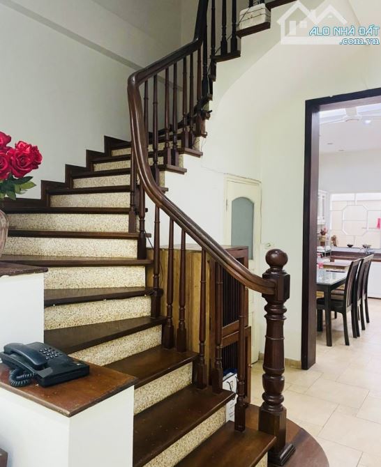 Bán Nhà 4 Tầng- Gần Phố Nguyễn Khánh Toàn- 45m- 9,x Tỷ (x Tiểu Học) - 2